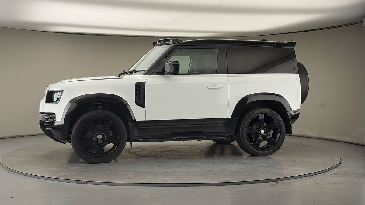 Used Land Rover Defender 90 2024 for sale - 77370432: Photo 29