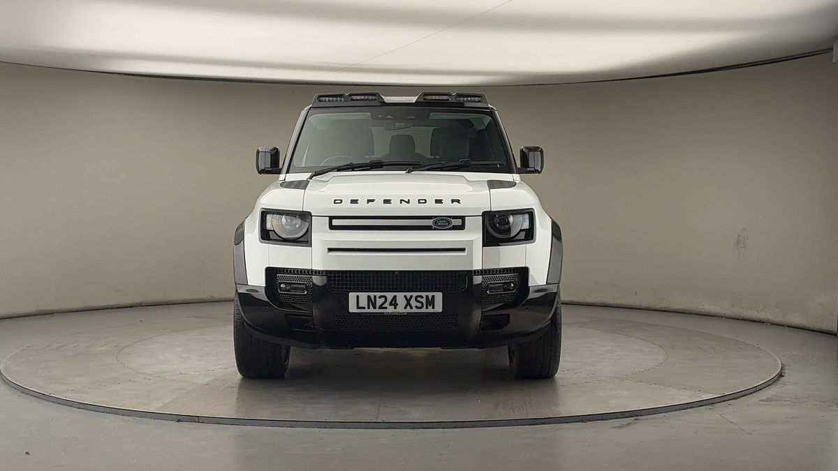 Used Land Rover Defender 90 2024 for sale - 77370432: Photo 3