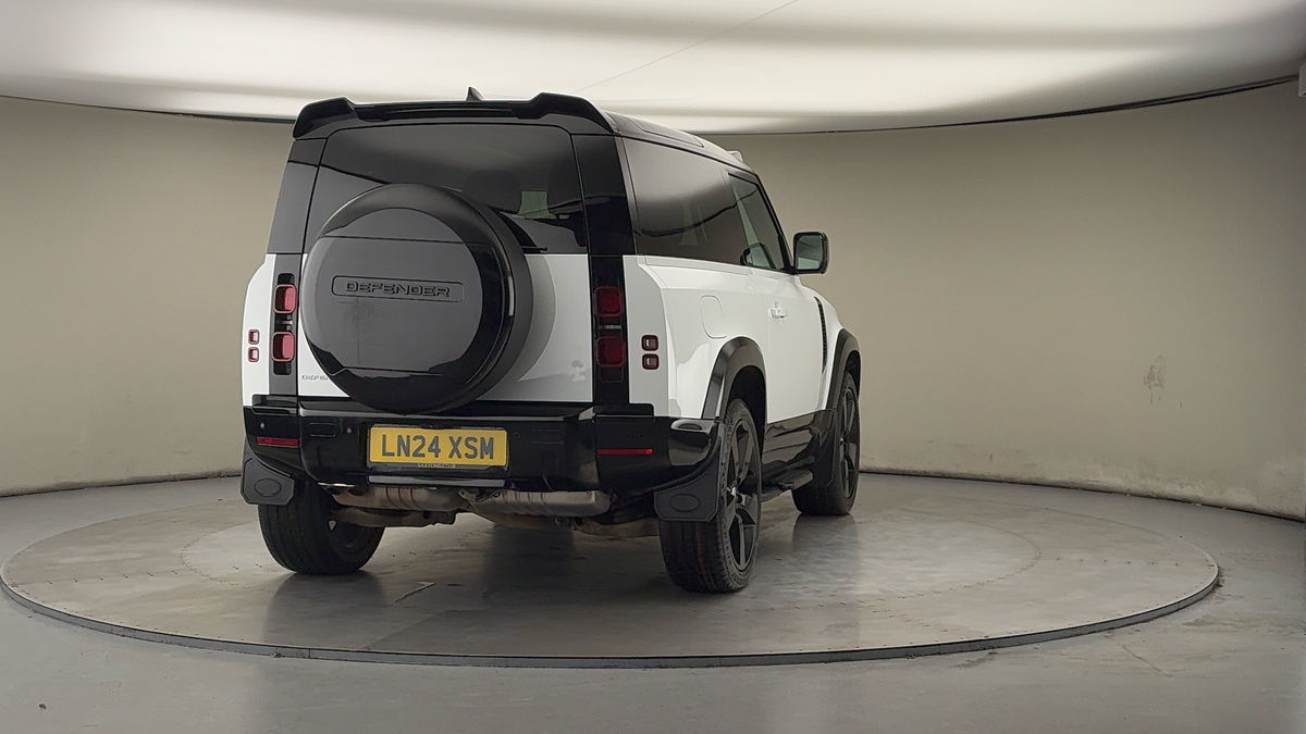 Used Land Rover Defender 90 2024 for sale - 77370432: Photo 41