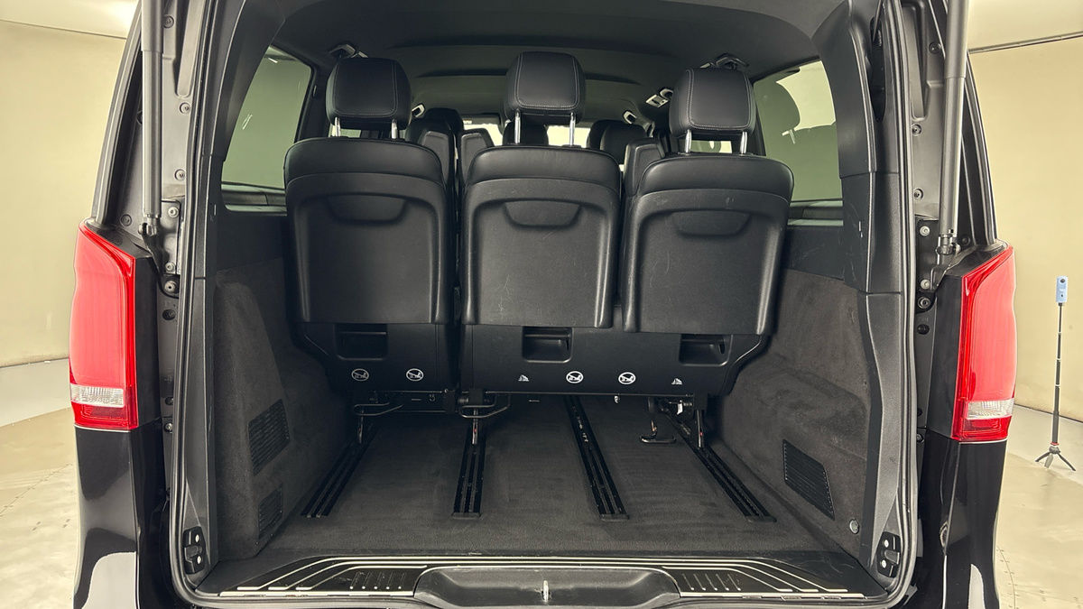 Used Mercedes-Benz V-Class 2024 for sale - 76119520: Photo 11