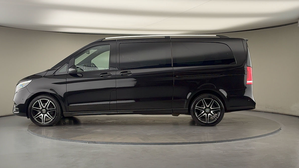 Used Mercedes-Benz V-Class 2024 for sale - 76119520: Photo 15