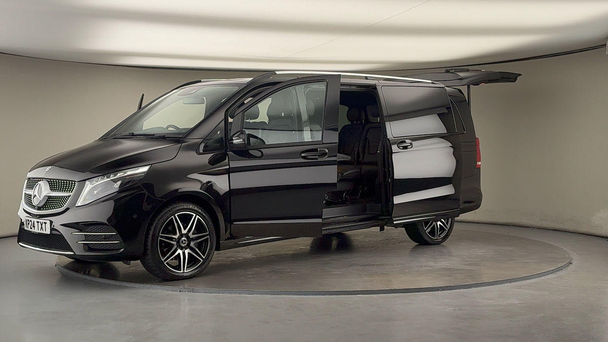 Used Mercedes-Benz V-Class 2024 for sale - 76119520: Photo 22