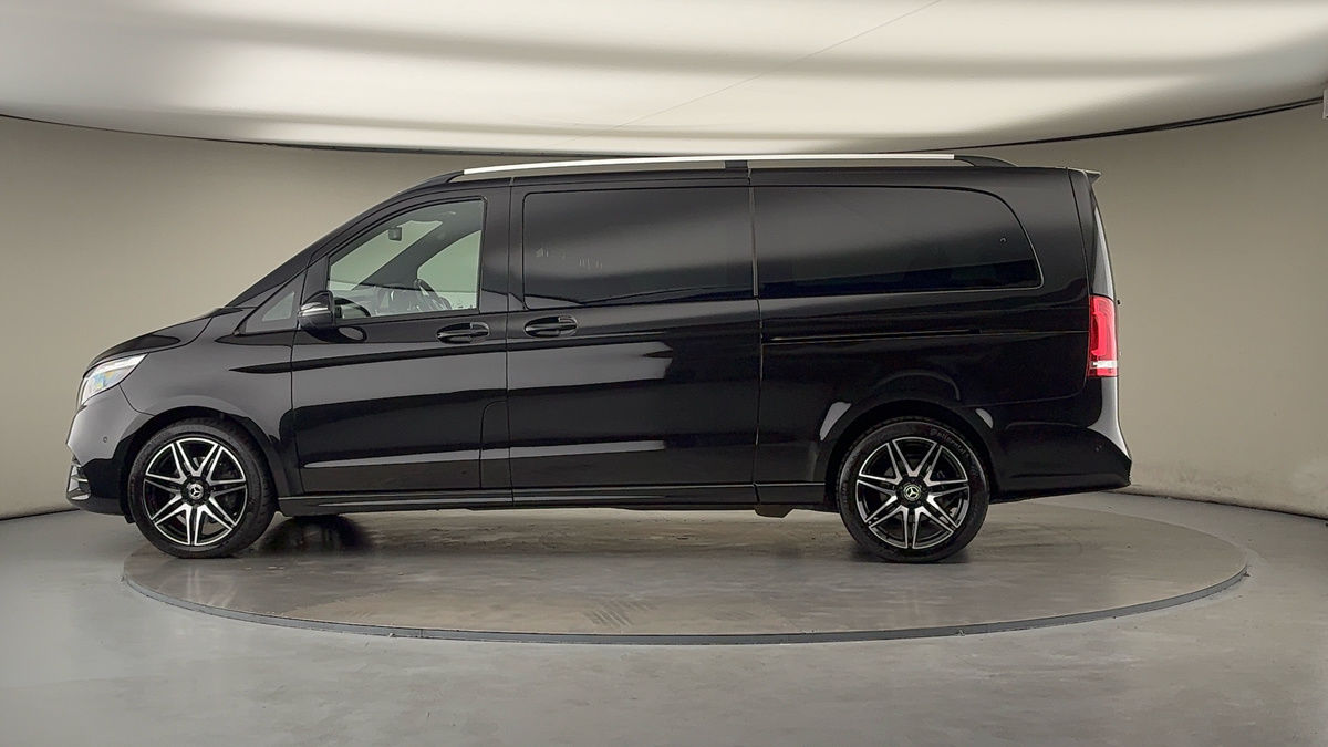 Used Mercedes-Benz V-Class 2024 for sale - 76119520: Photo 27