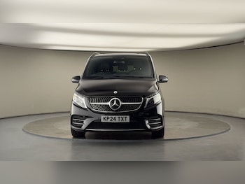 Used Mercedes-Benz V-Class 2024 for sale - 76119520: Photo