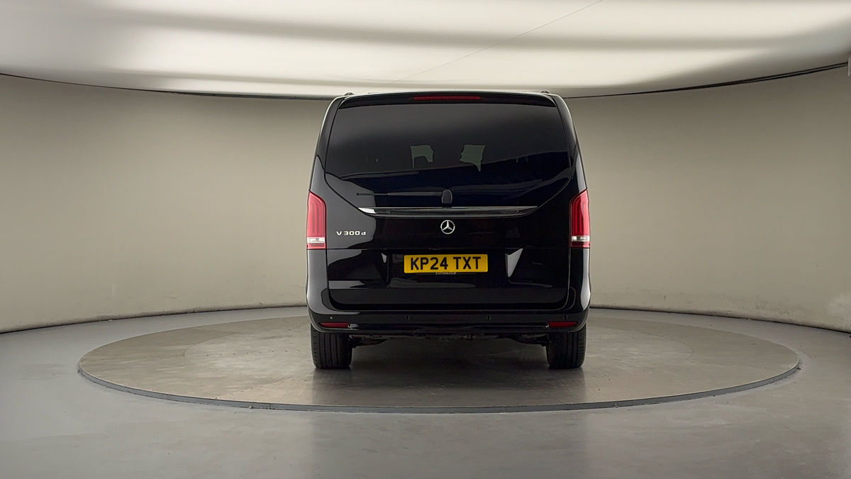 Used Mercedes-Benz V-Class 2024 for sale - 76119520: Photo 4