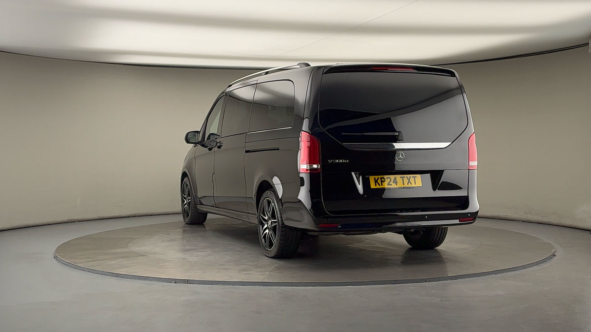 Used Mercedes-Benz V-Class 2024 for sale - 76119520: Photo 42