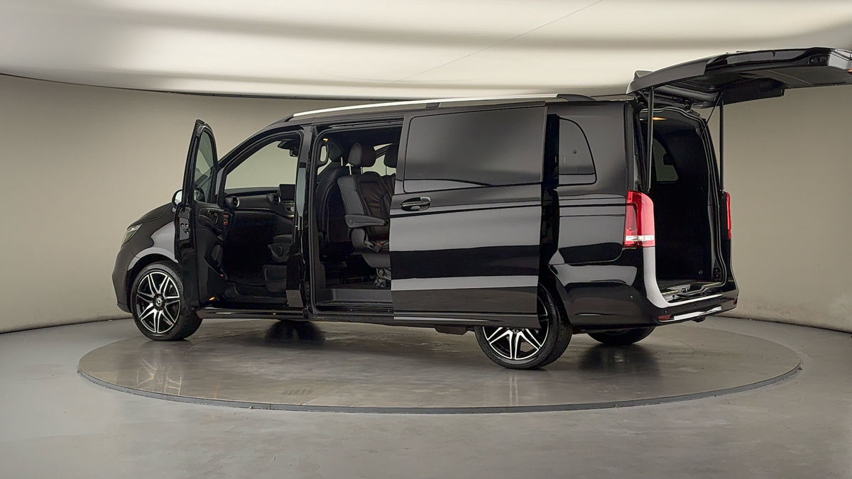 Used Mercedes-Benz V-Class 2024 for sale - 76119520: Photo 45