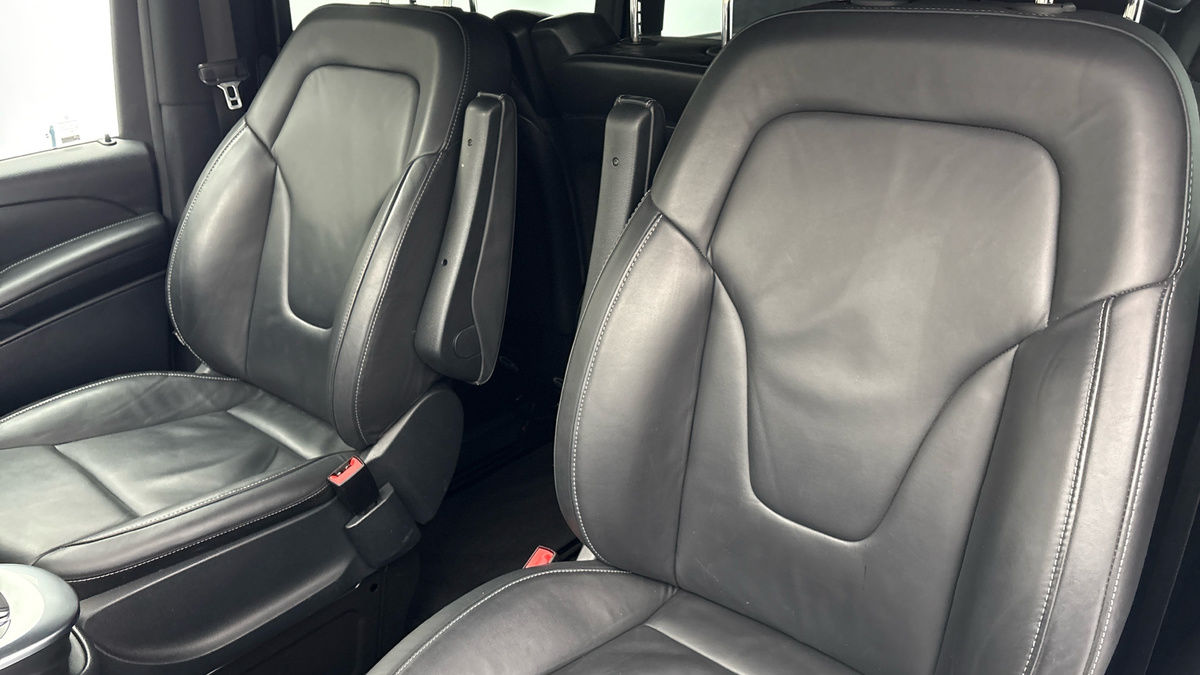 Used Mercedes-Benz V-Class 2024 for sale - 76119520: Photo 7