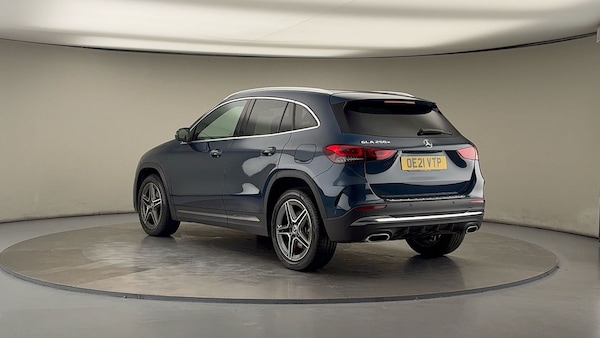 Used Mercedes-Benz GLA 2021 for sale - 75974864: Photo 2