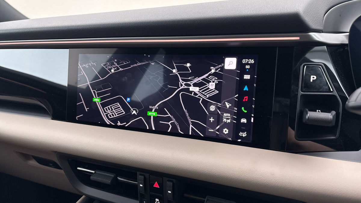 Used Porsche Macan 2025 for sale - 78168185: Photo 17