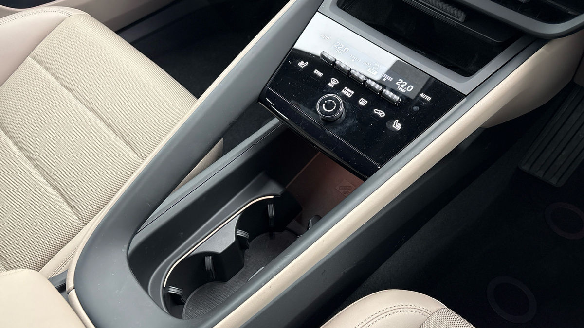 Used Porsche Macan 2025 for sale - 78168185: Photo 18