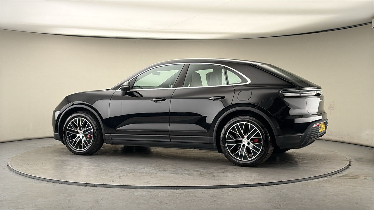 Used Porsche Macan 2025 for sale - 78168185: Photo 26