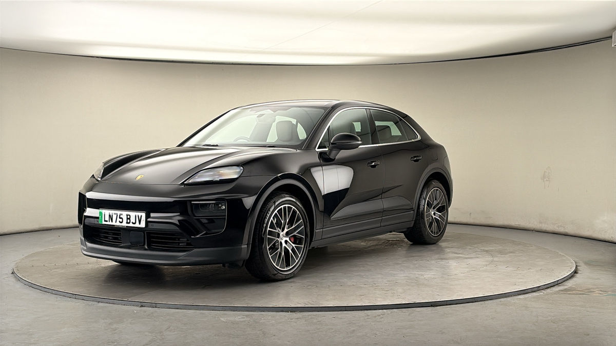 Used Porsche Macan 2025 for sale - 78168185: Photo 30