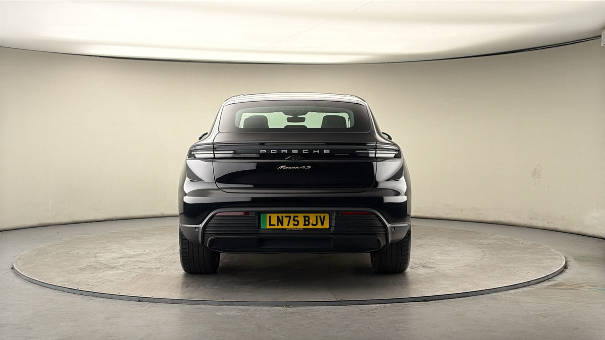 Used Porsche Macan 2025 for sale - 78168185: Photo 4