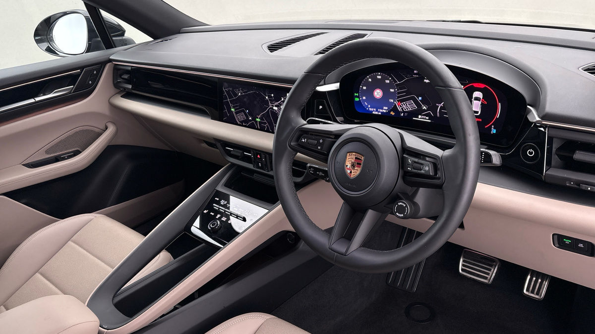 Used Porsche Macan 2025 for sale - 78168185: Photo 5