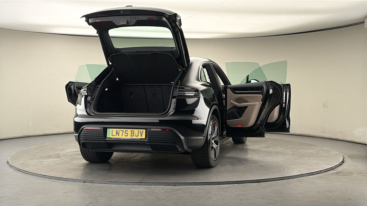 Used Porsche Macan 2025 for sale - 78168185: Photo 59