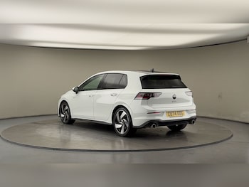 Used Volkswagen Golf 2024 for sale - 78300127: Photo