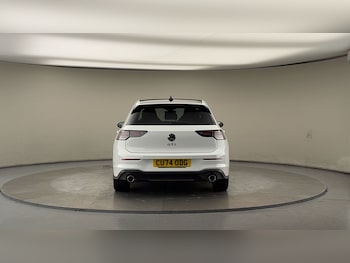 Used Volkswagen Golf 2024 for sale - 78300127: Photo