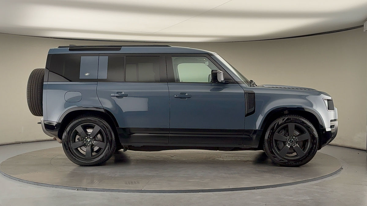 Used Land Rover Defender 110 2021 for sale - 75560614: Photo 16