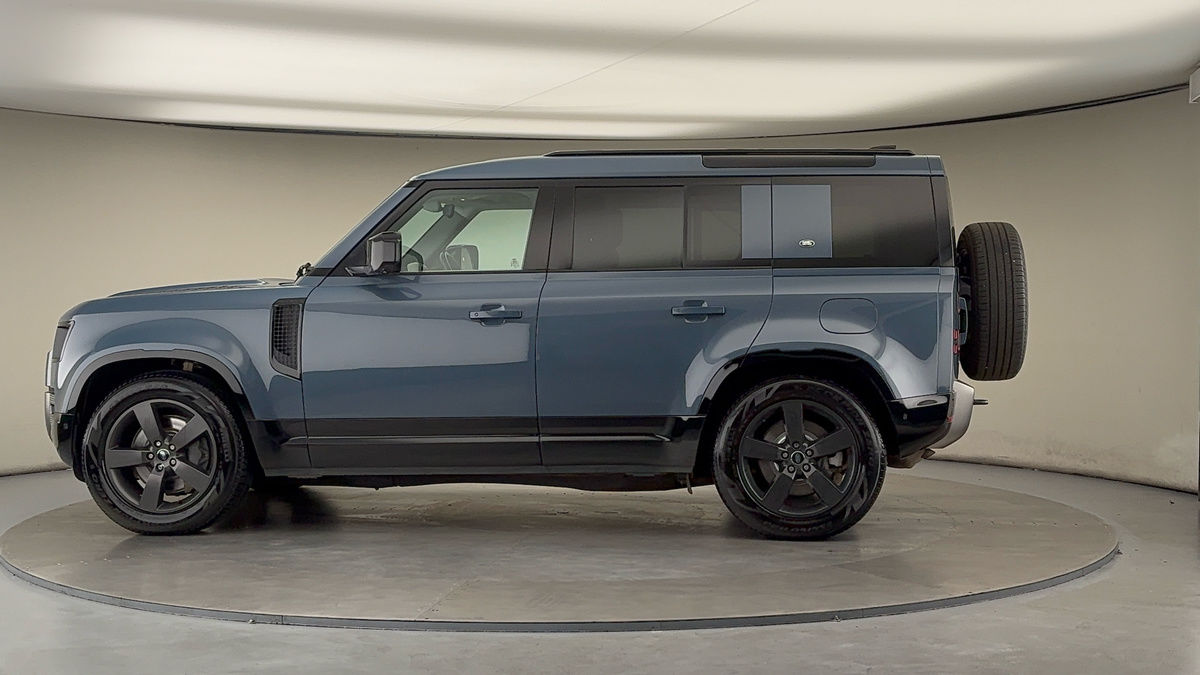 Used Land Rover Defender 110 2021 for sale - 75560614: Photo 27