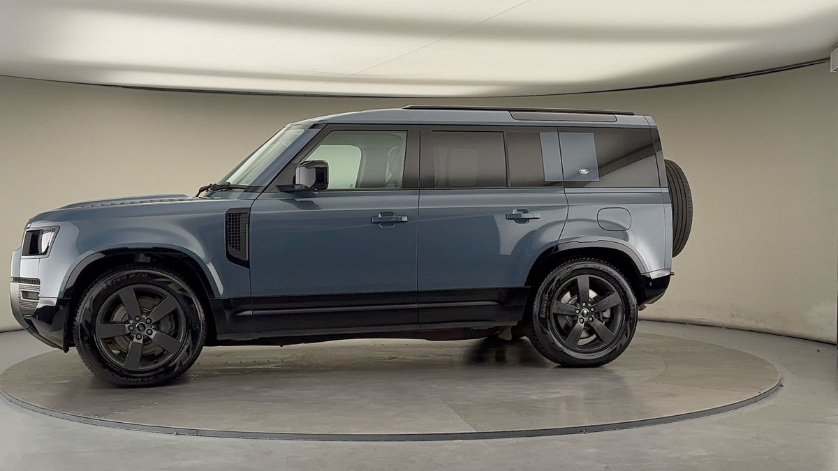 Used Land Rover Defender 110 2021 for sale - 75560614: Photo 28