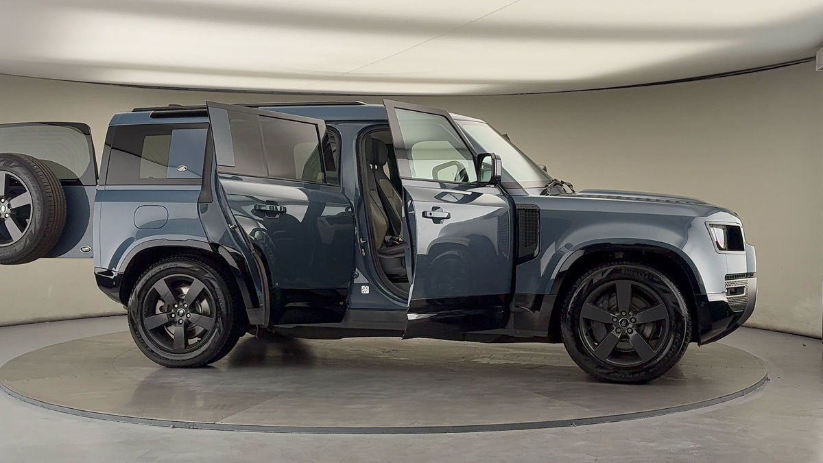 Used Land Rover Defender 110 2021 for sale - 75560614: Photo 55