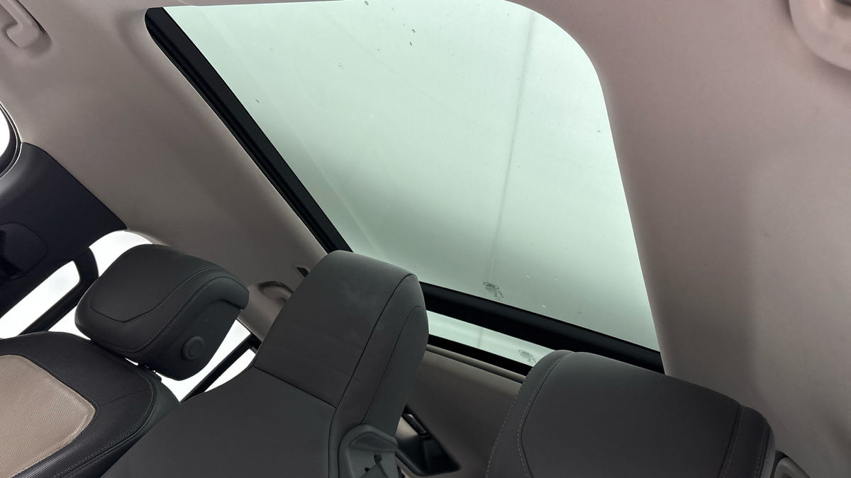 Used Land Rover Defender 110 2021 for sale - 75560614: Photo 6