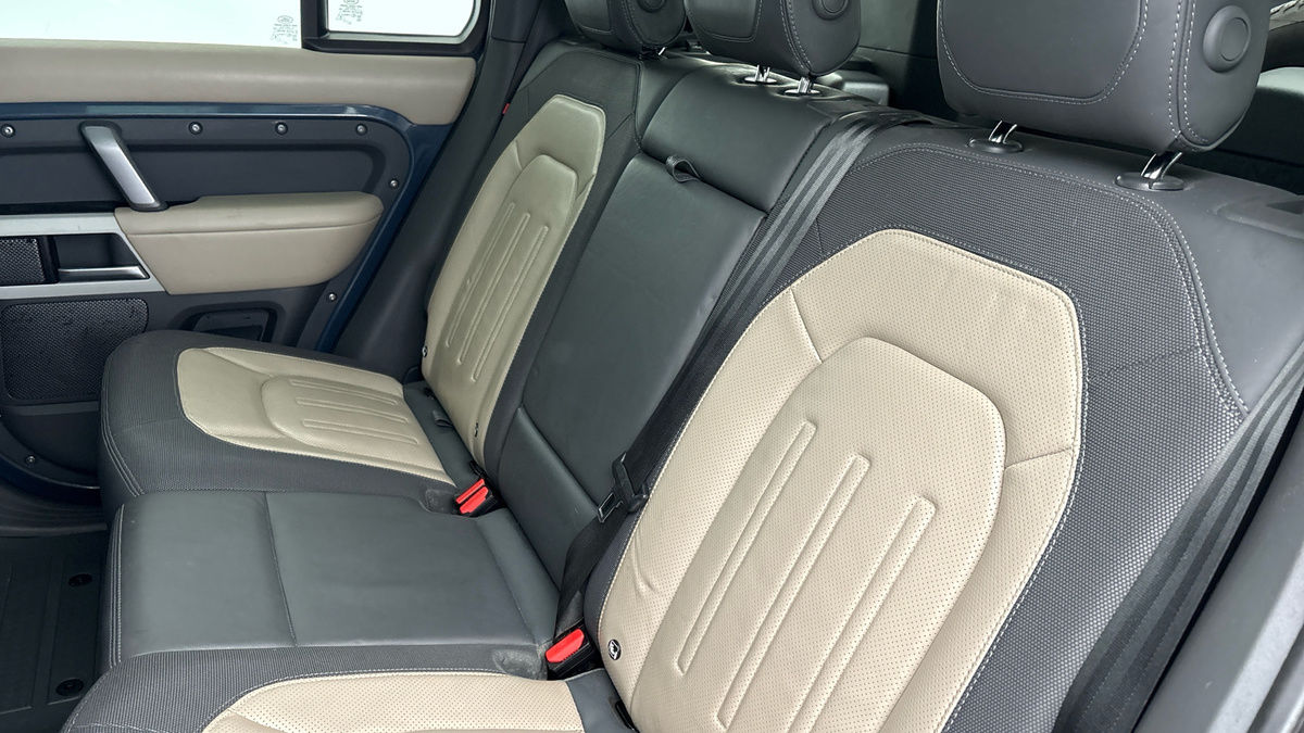 Used Land Rover Defender 110 2021 for sale - 75560614: Photo 8