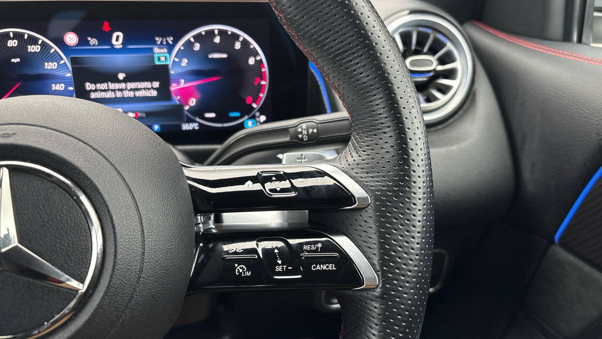 Used Mercedes-Benz GLB 2025 for sale - 76520950: Photo 14