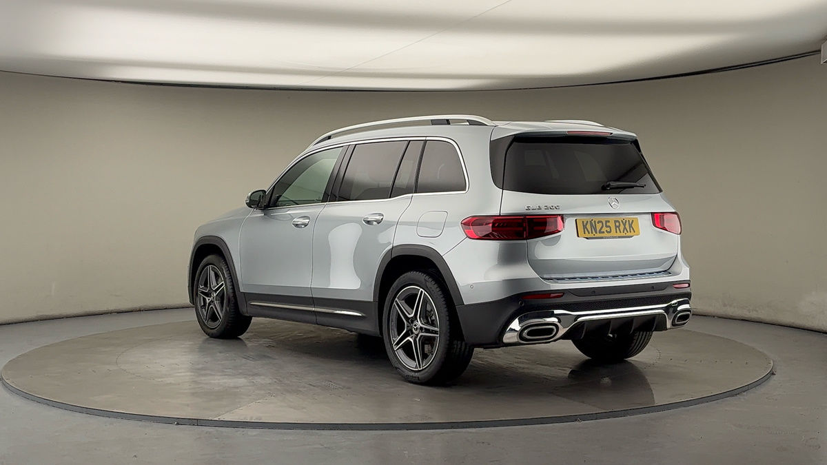 Used Mercedes-Benz GLB 2025 for sale - 76520950: Photo 2