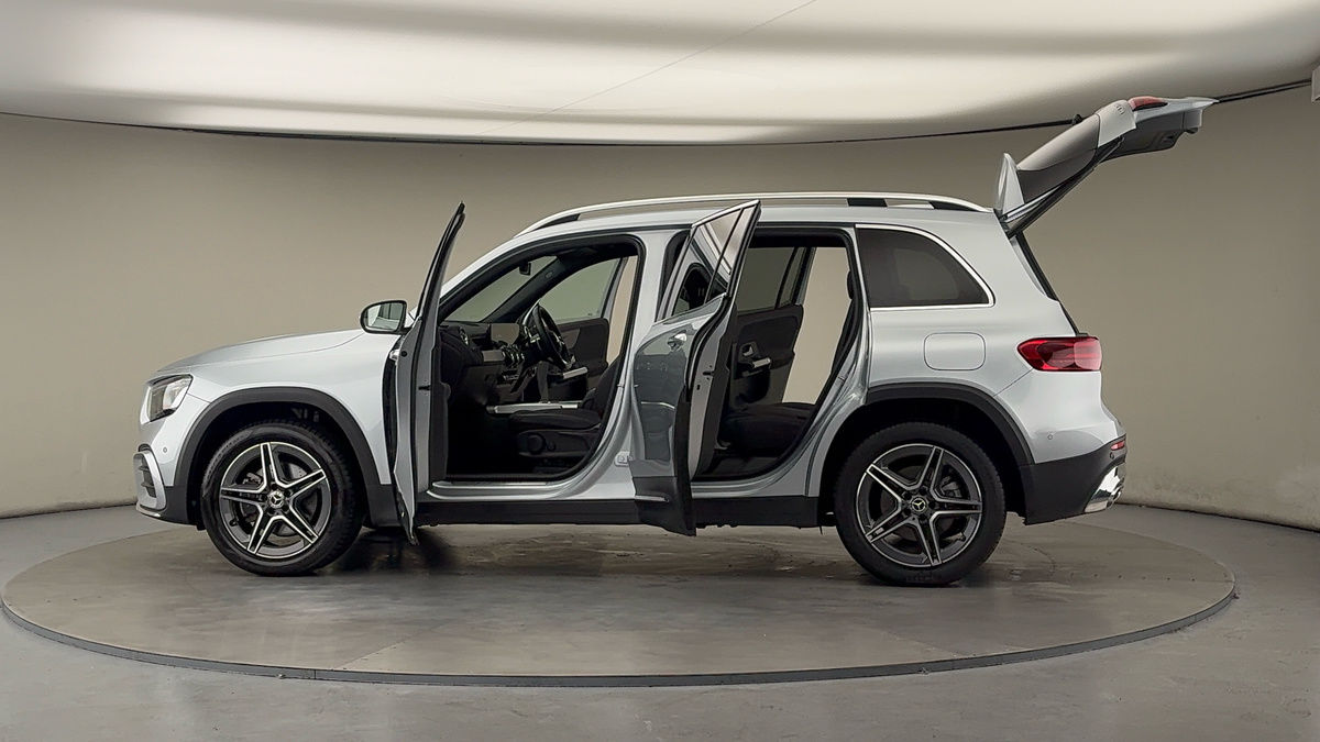 Used Mercedes-Benz GLB 2025 for sale - 76520950: Photo 48