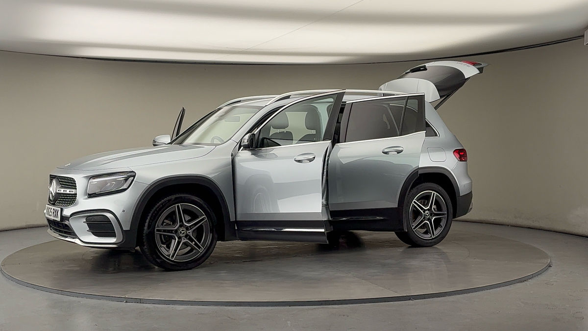 Used Mercedes-Benz GLB 2025 for sale - 76520950: Photo 50