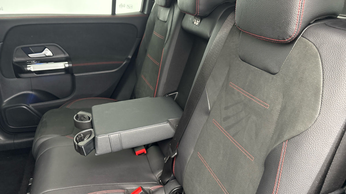 Used Mercedes-Benz GLB 2025 for sale - 76520950: Photo 9