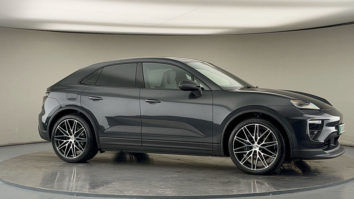Used Porsche Macan 2025 for sale - 78213231: Photo 40