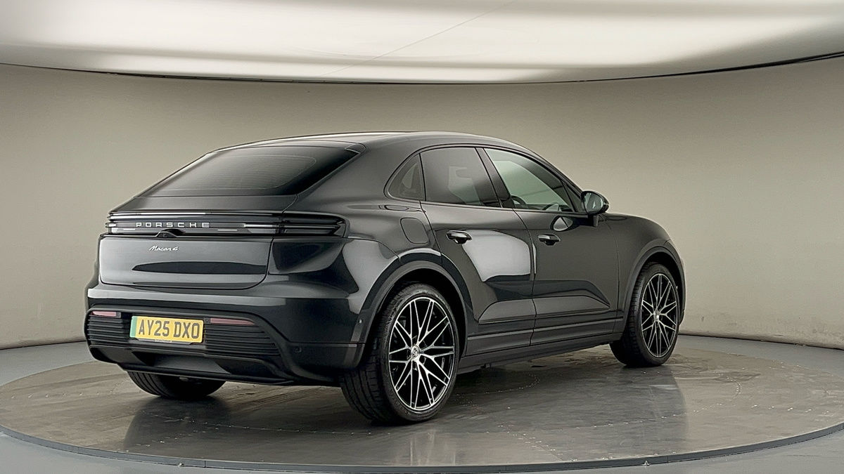 Used Porsche Macan 2025 for sale - 78213231: Photo 44