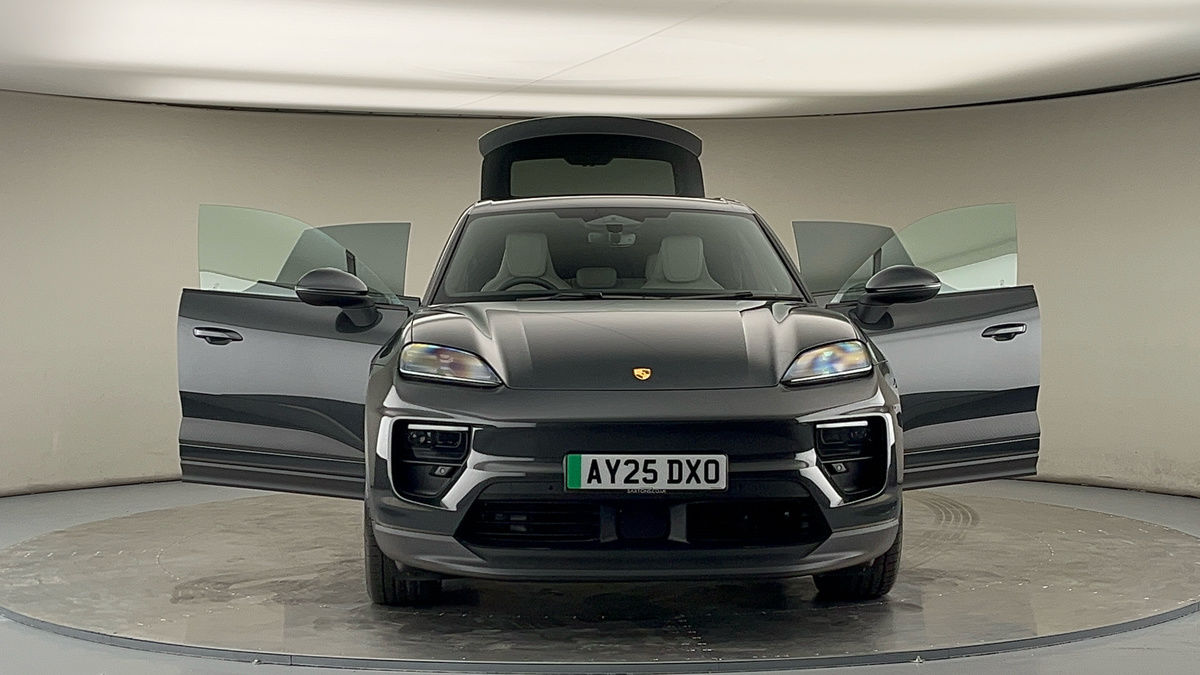 Used Porsche Macan 2025 for sale - 78213231: Photo 56