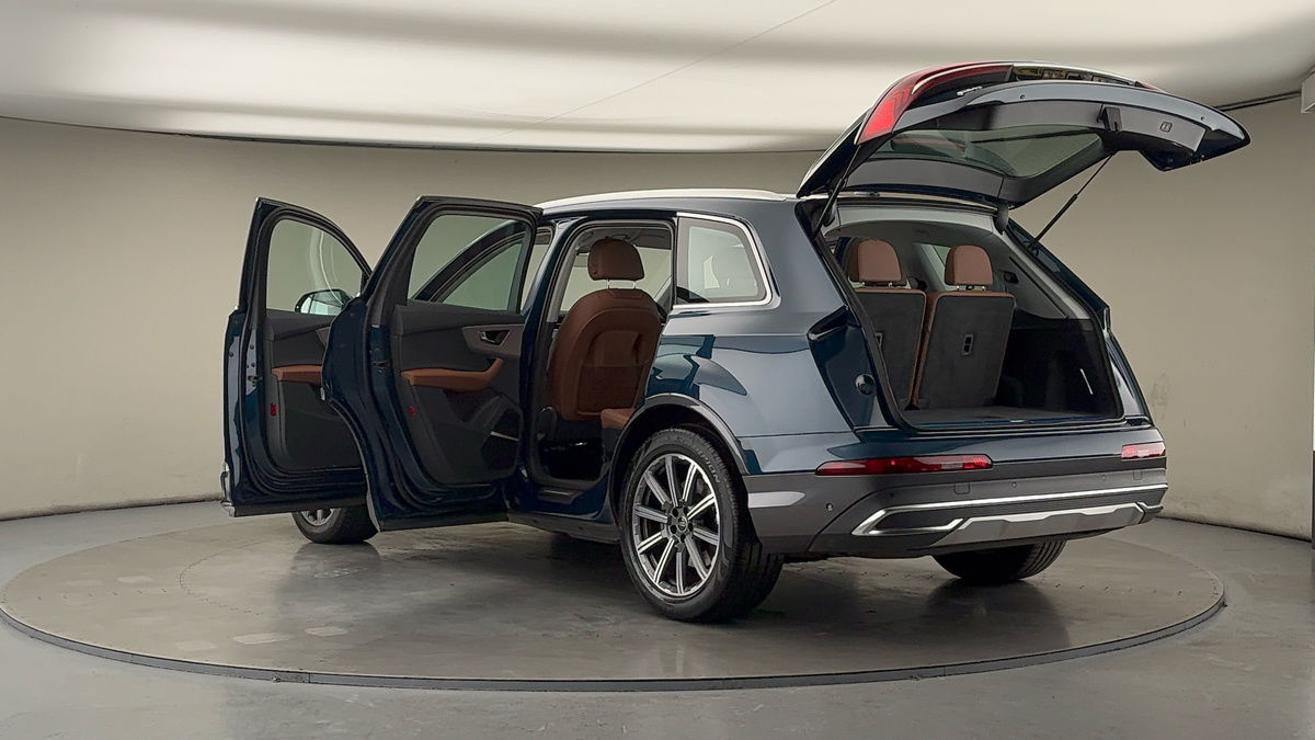 Used Audi Q7 2020 for sale - 77118319: Photo 44