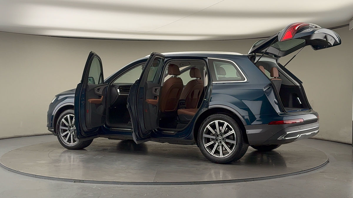 Used Audi Q7 2020 for sale - 77118319: Photo 46