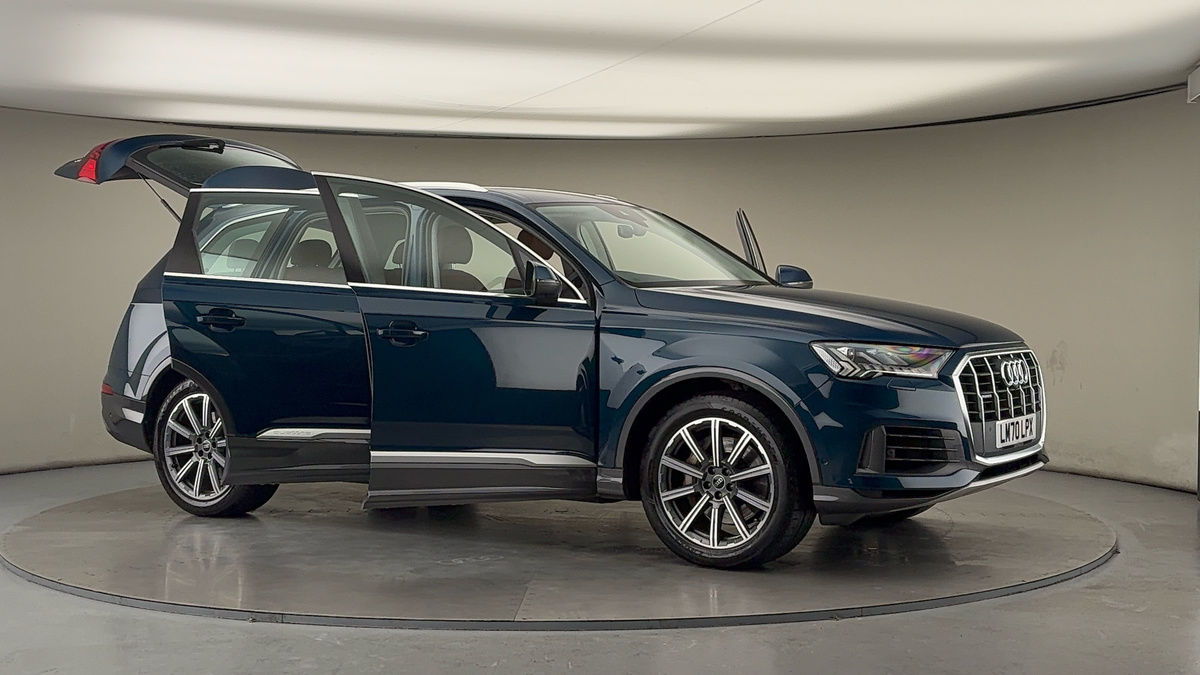 Used Audi Q7 2020 for sale - 77118319: Photo 55