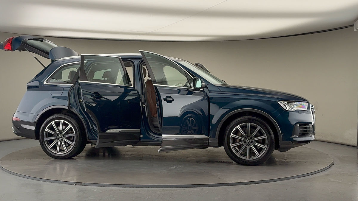 Used Audi Q7 2020 for sale - 77118319: Photo 56