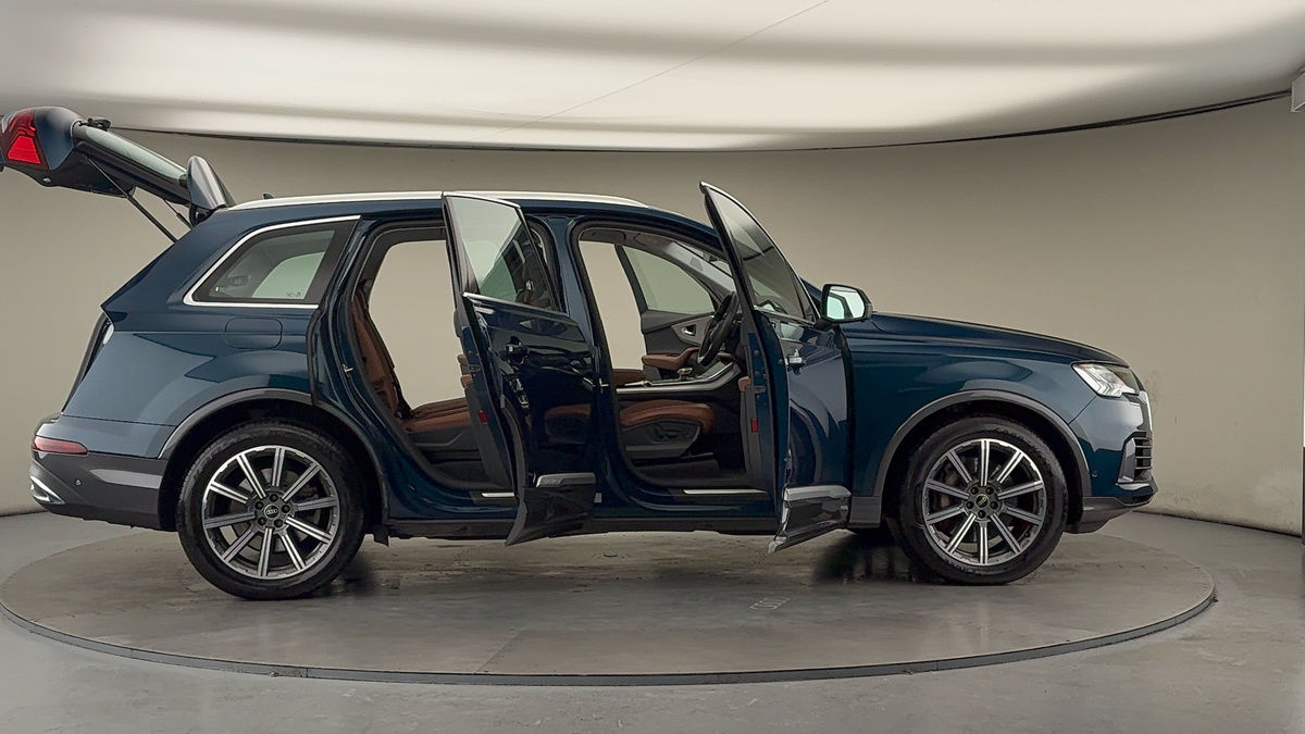 Used Audi Q7 2020 for sale - 77118319: Photo 57