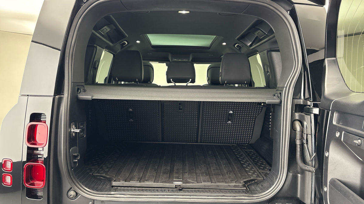 Used Land Rover Defender 110 2024 for sale - 76768954: Photo 11