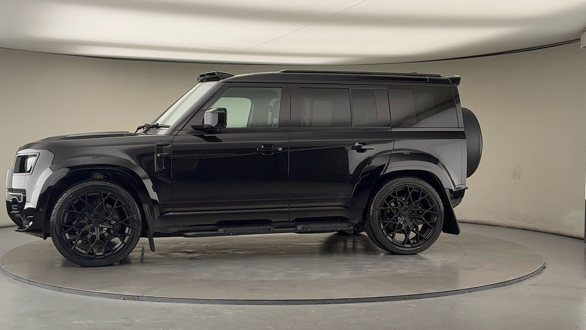 Used Land Rover Defender 110 2024 for sale - 76768954: Photo 32