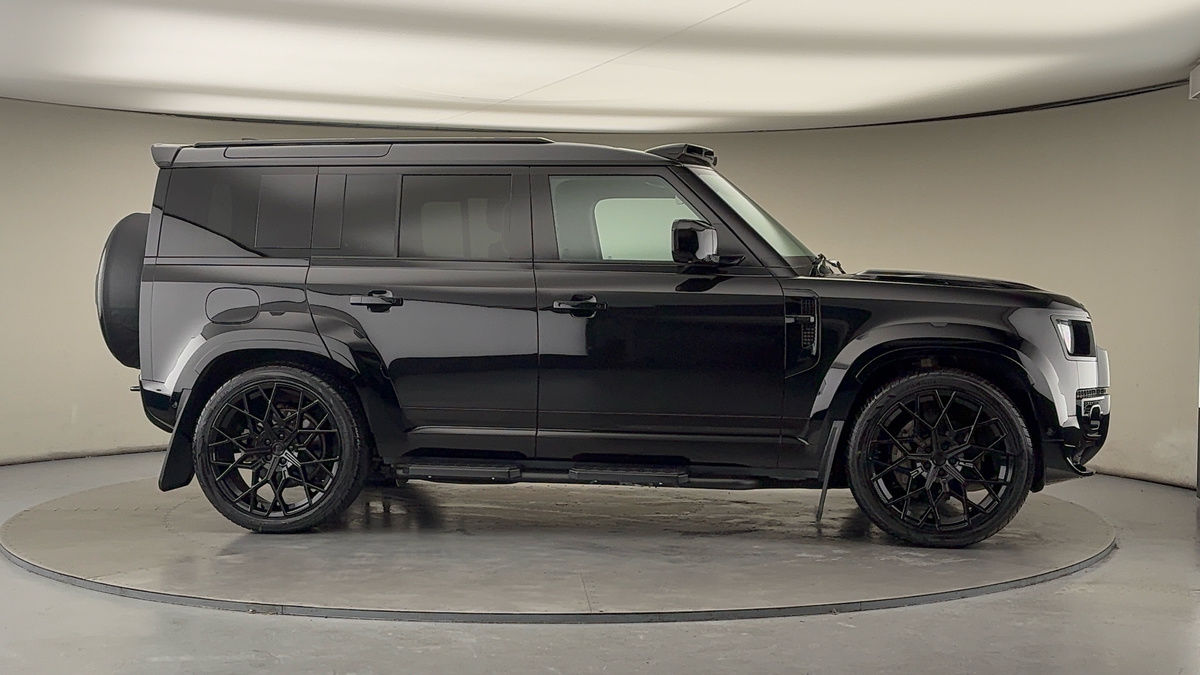 Used Land Rover Defender 110 2024 for sale - 76768954: Photo 40