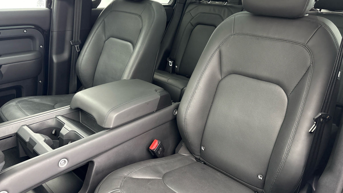 Used Land Rover Defender 110 2024 for sale - 76768954: Photo 7