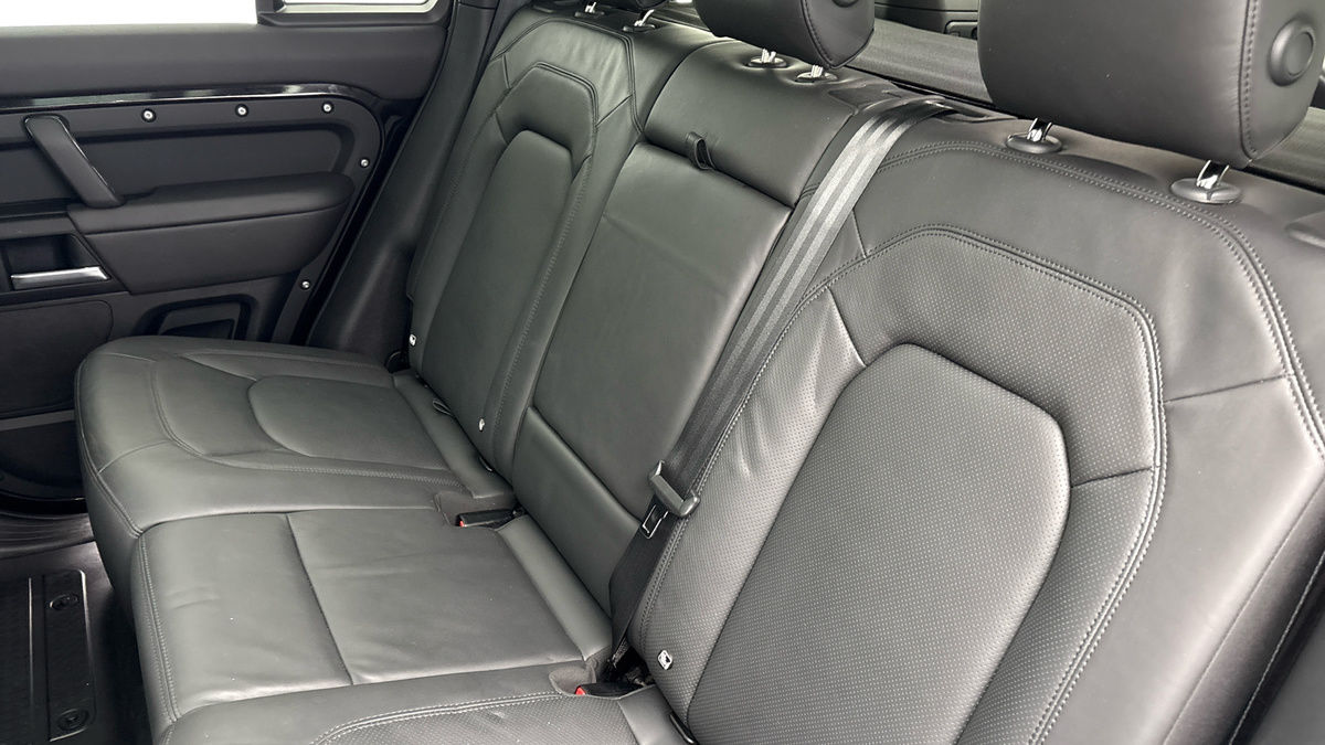 Used Land Rover Defender 110 2024 for sale - 76768954: Photo 8