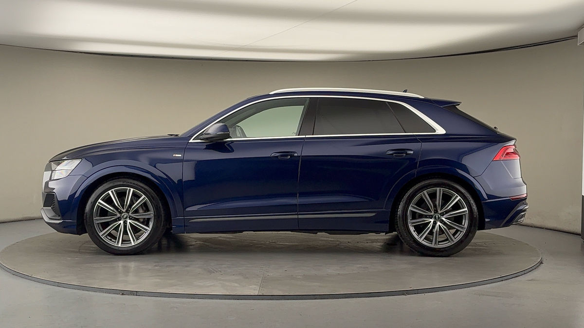 Used Audi Q8 2020 for sale - 76910827: Photo 15