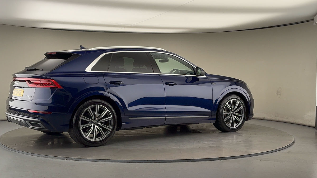 Used Audi Q8 2020 for sale - 76910827: Photo 38