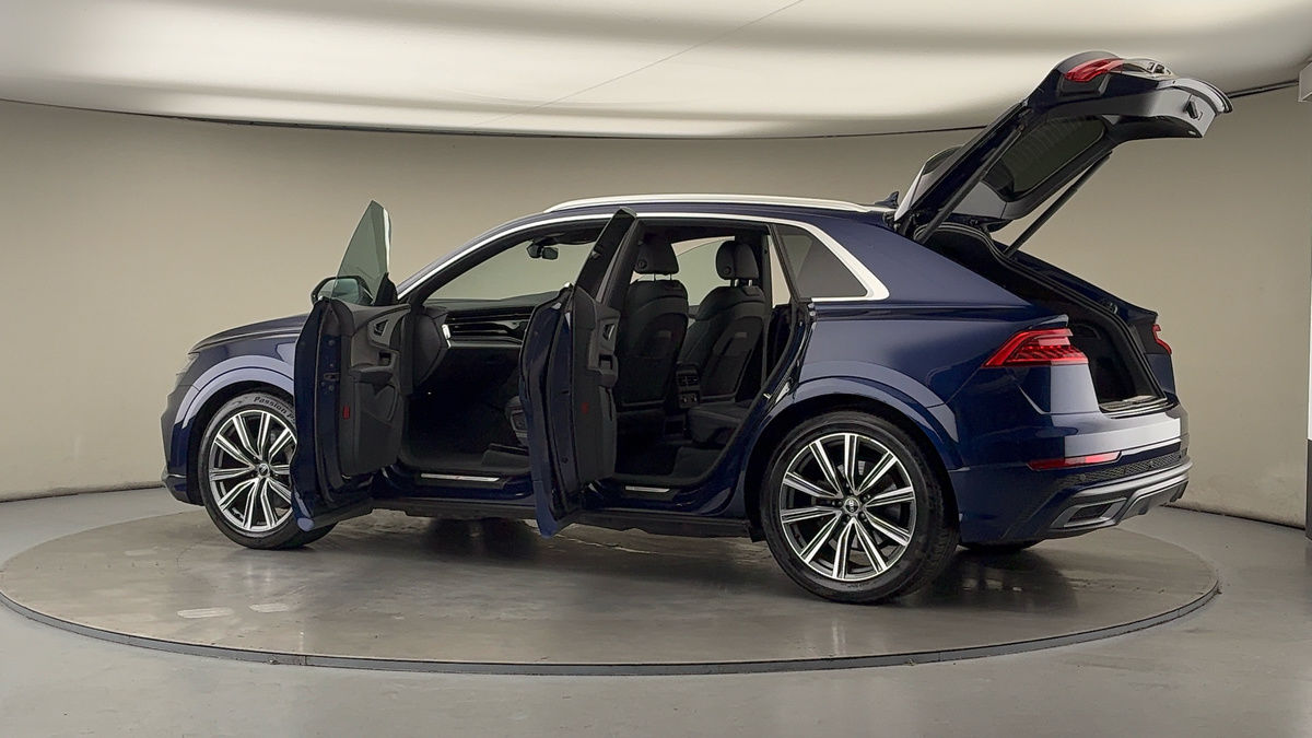 Used Audi Q8 2020 for sale - 76910827: Photo 45