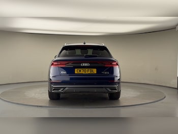 Used Audi Q8 2020 for sale - 76910827: Photo